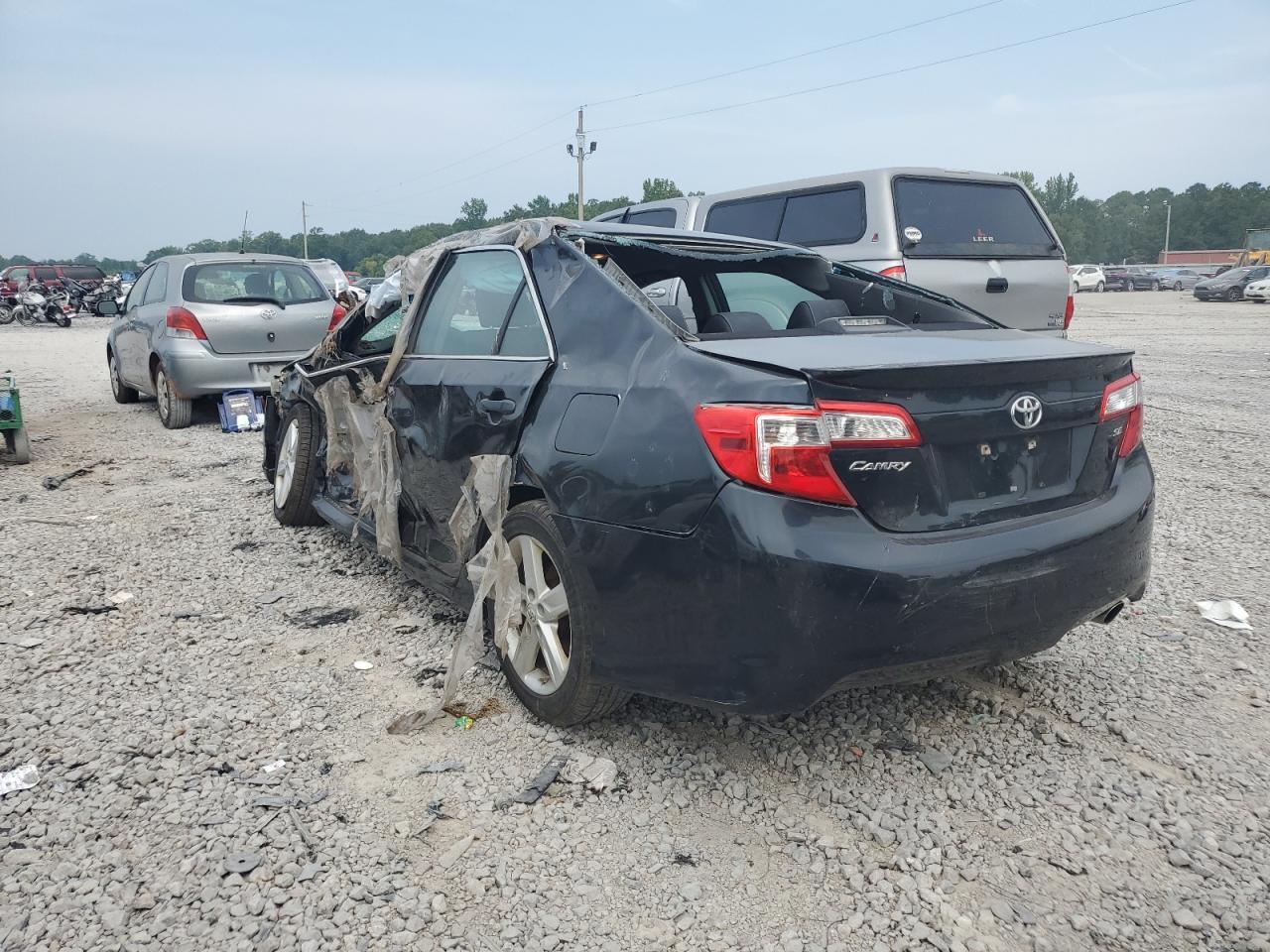 2013 TOYOTA CAMRY