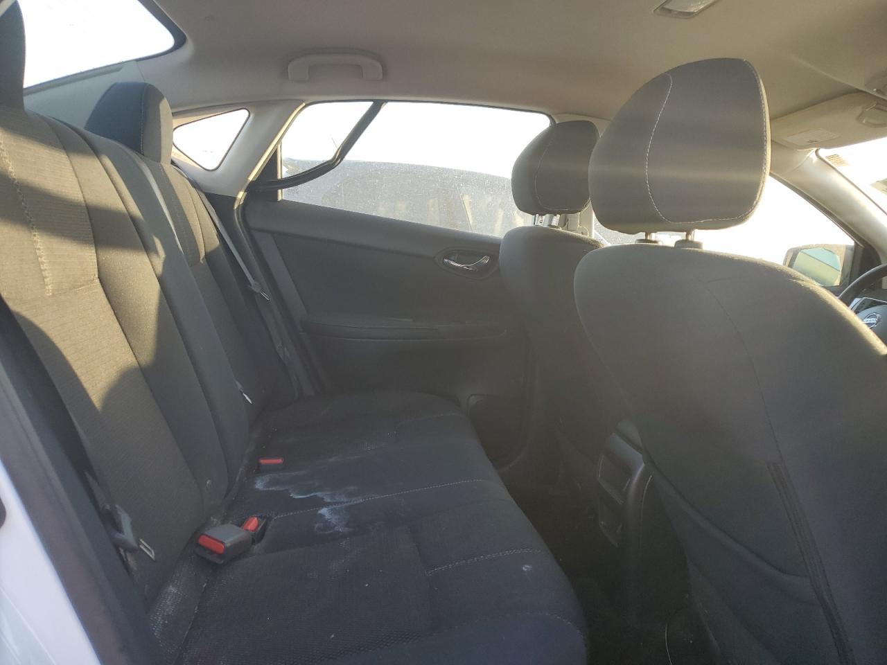 2016 NISSAN SENTRA