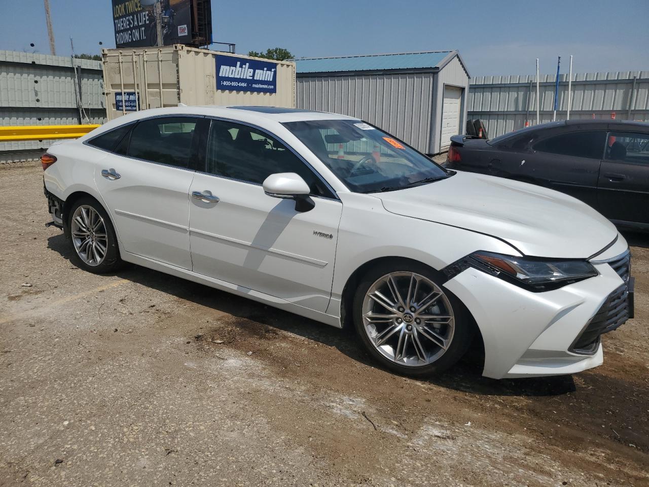 2021 TOYOTA Avalon
