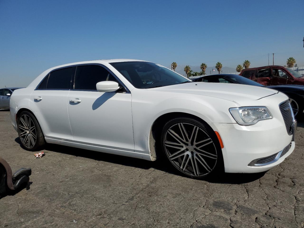 2015 CHRYSLER 300