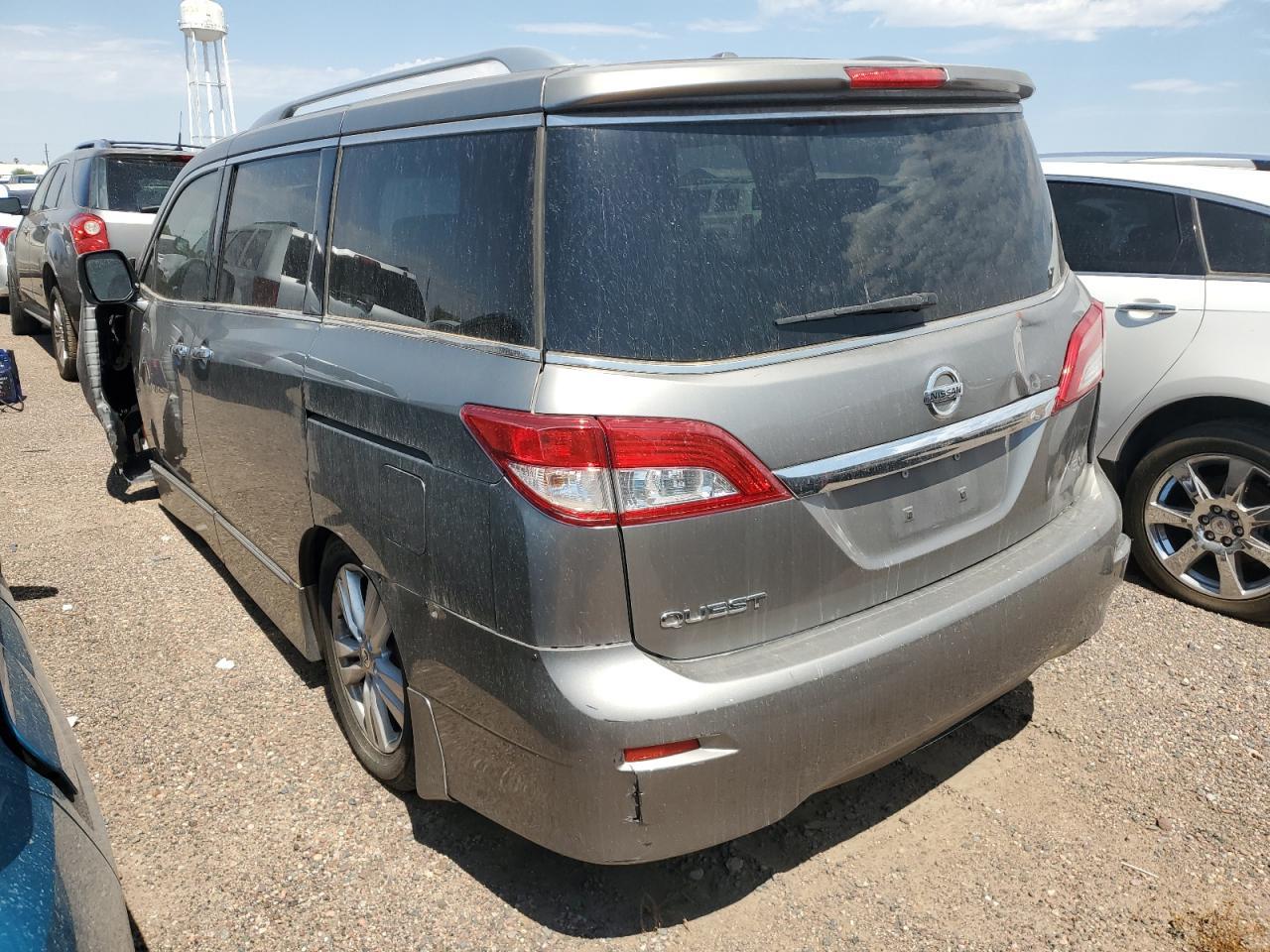 2013 NISSAN Quest
