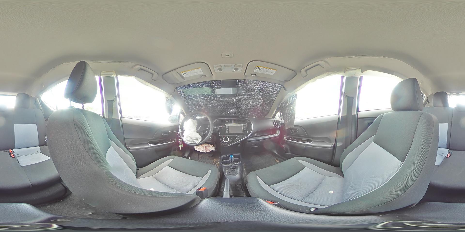 2018 TOYOTA PRIUS