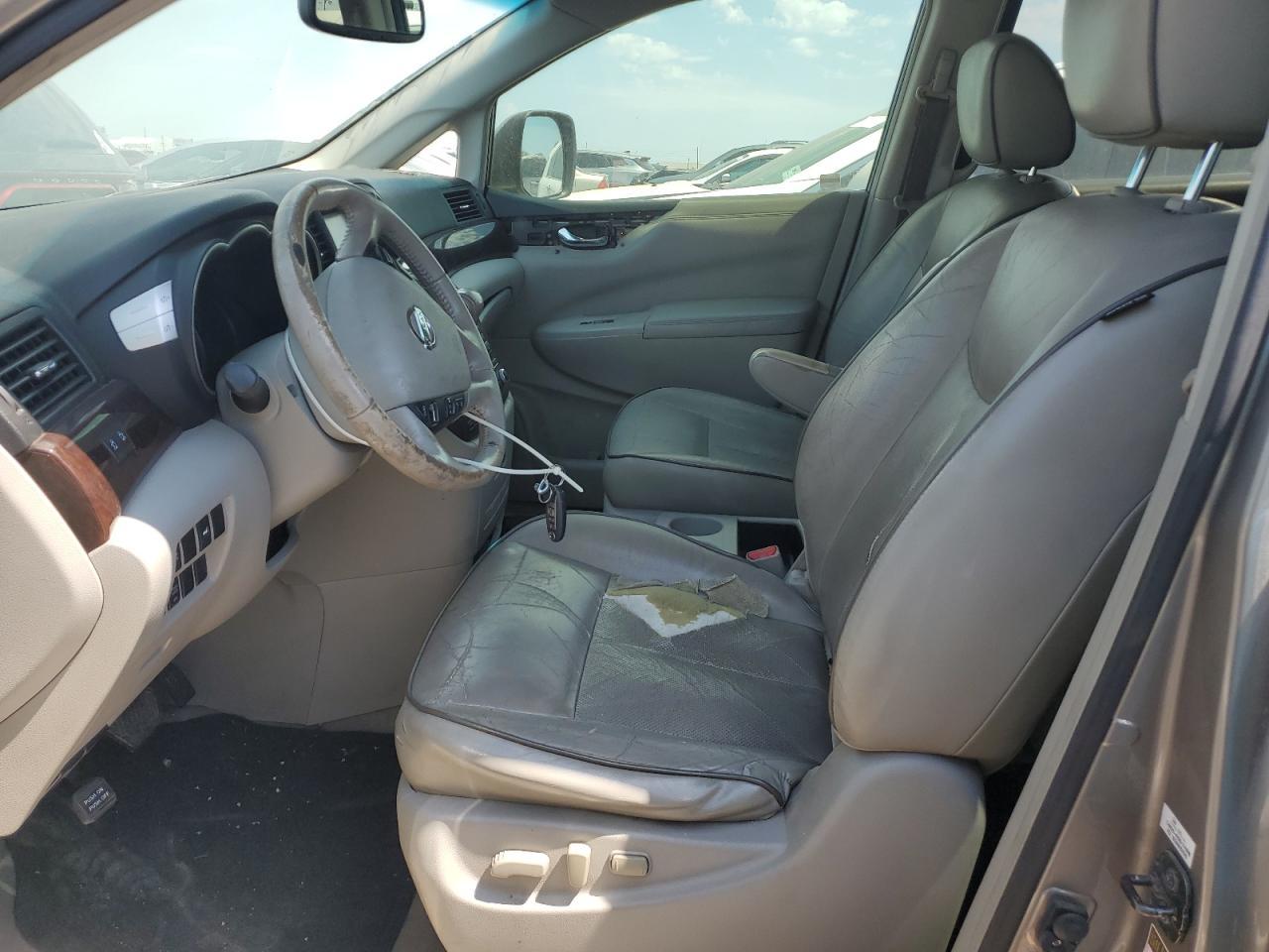 2013 NISSAN Quest