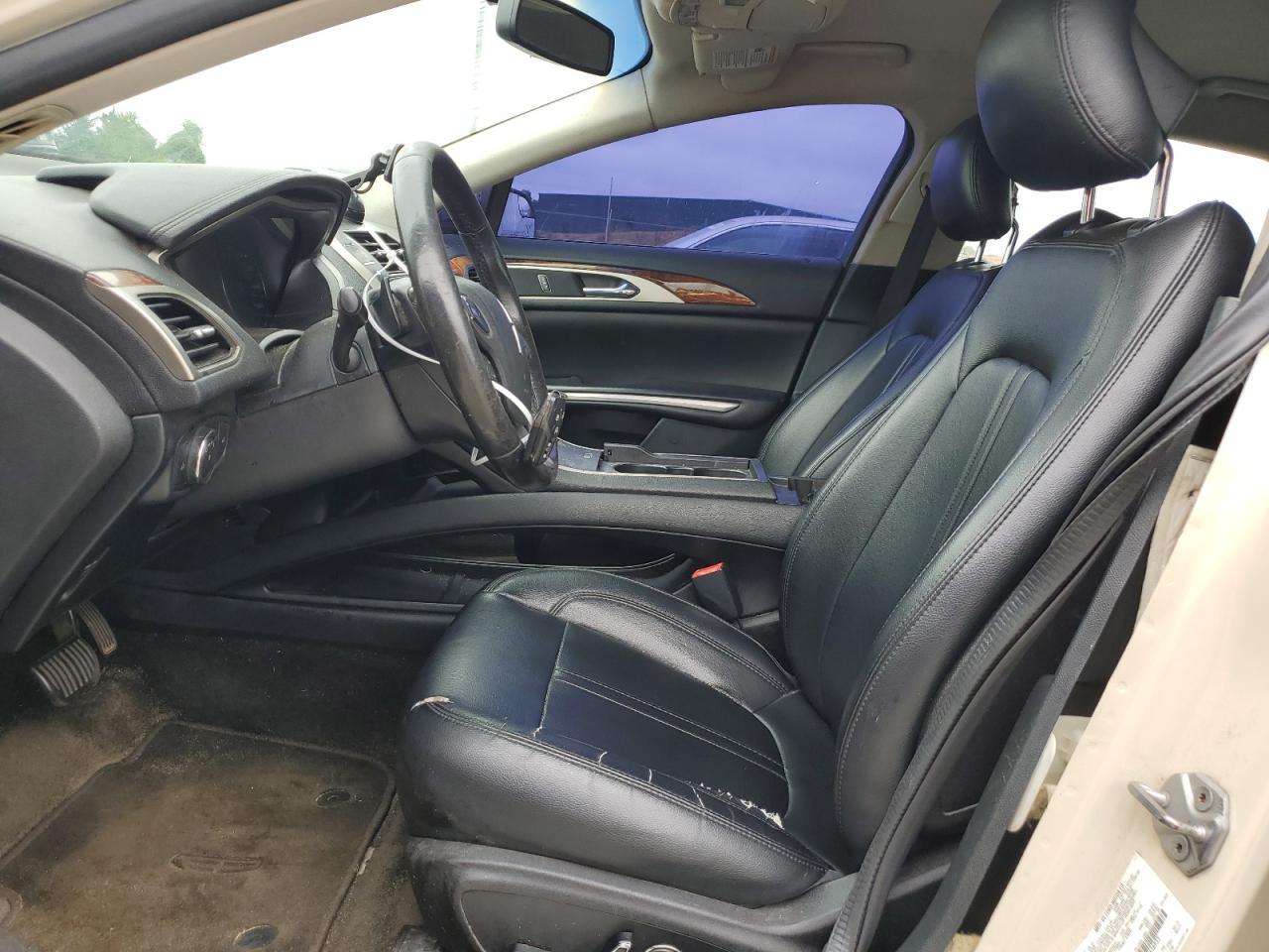 2016 LINCOLN MKZ