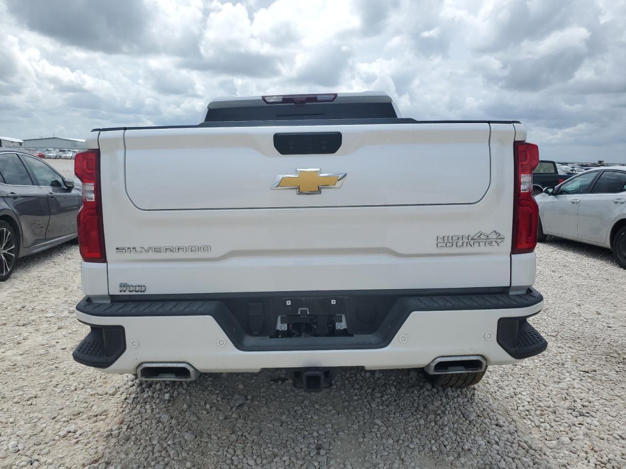 2024 CHEVROLET Silverado