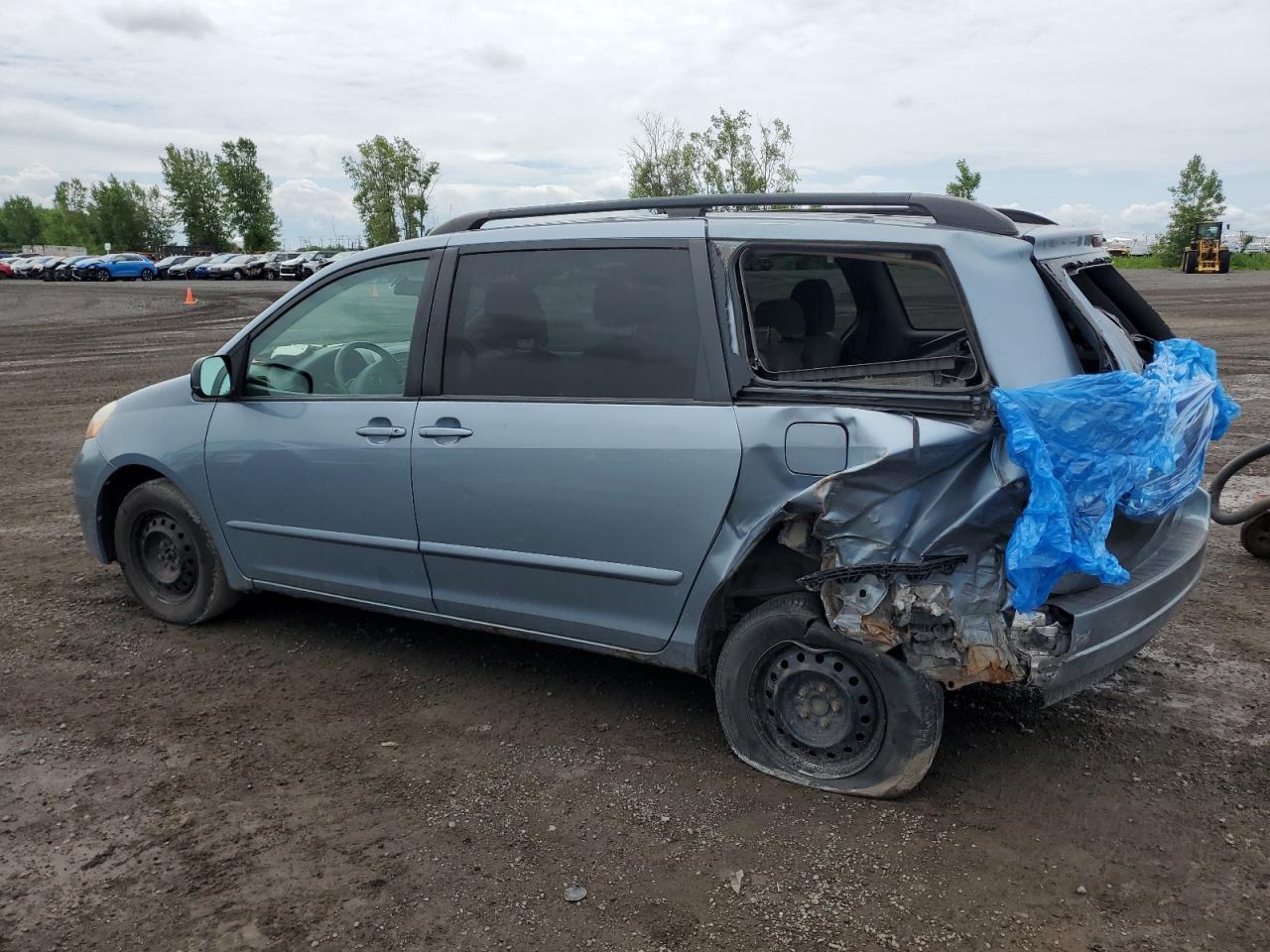 2010 TOYOTA SIENNA