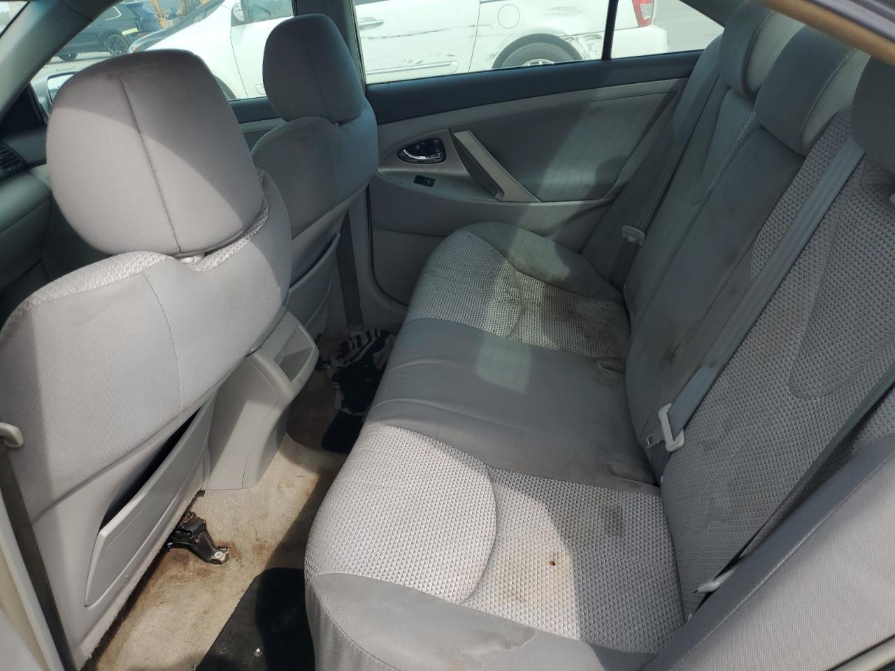 2010 TOYOTA CAMRY