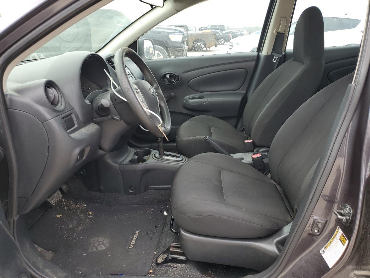 2015 NISSAN VERSA