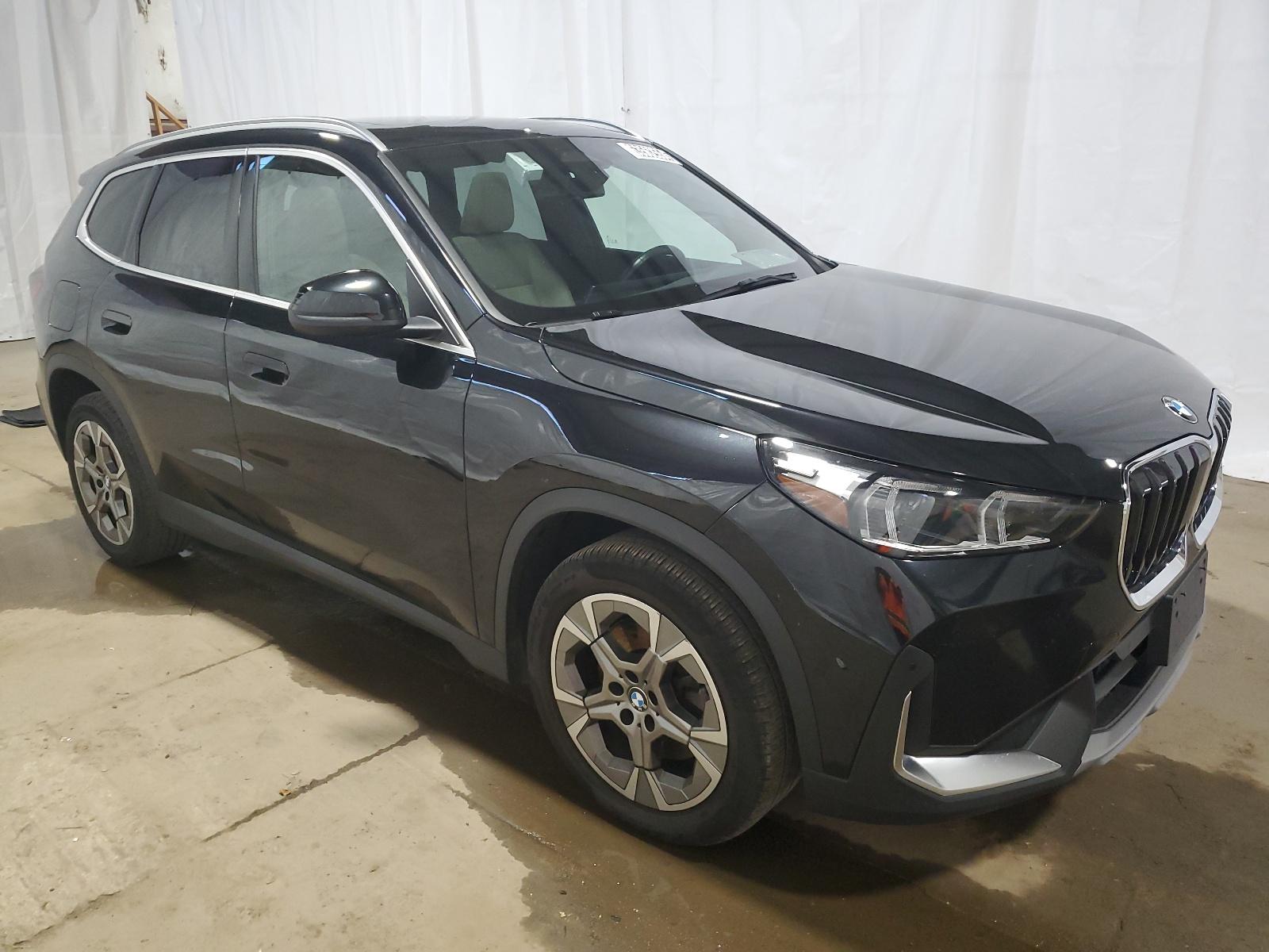2023 BMW X1
