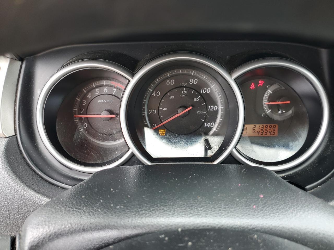2012 NISSAN VERSA