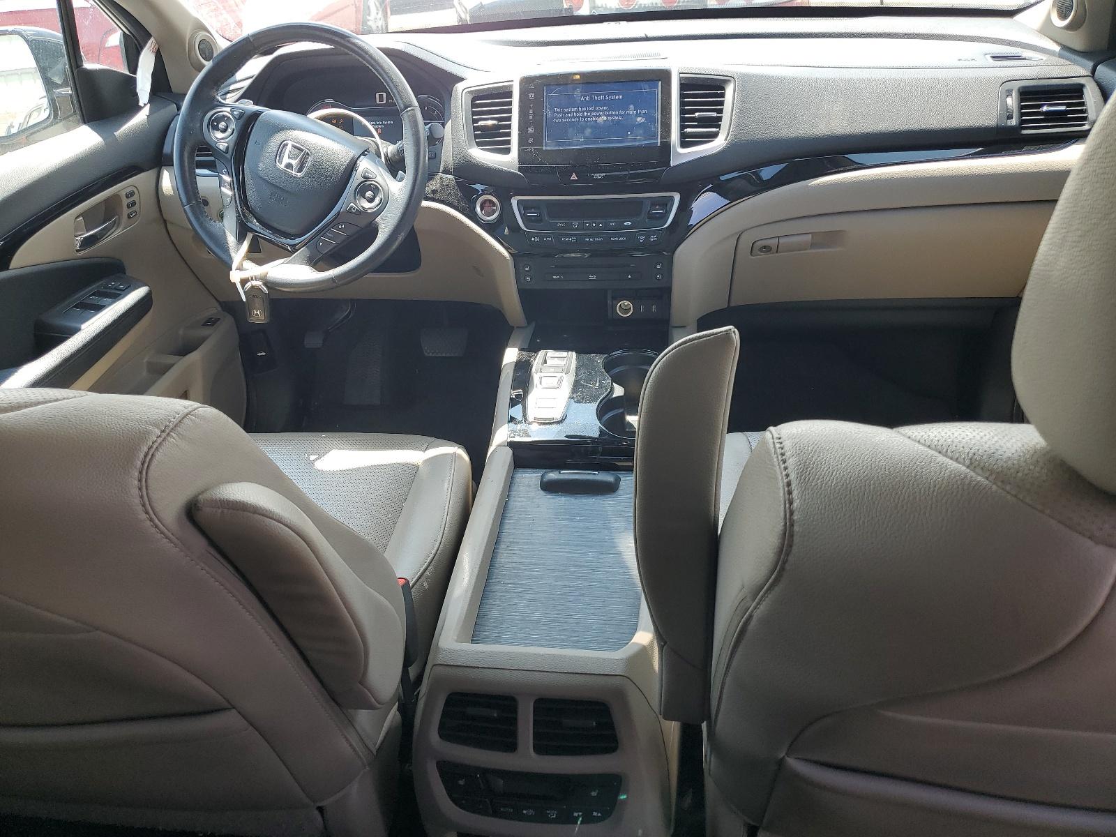 2017 HONDA PILOT