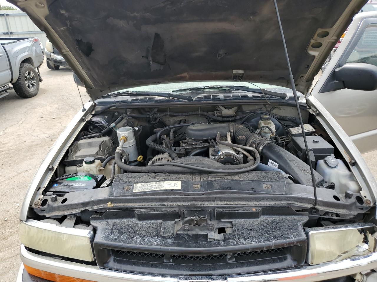 2004 CHEVROLET BLAZER