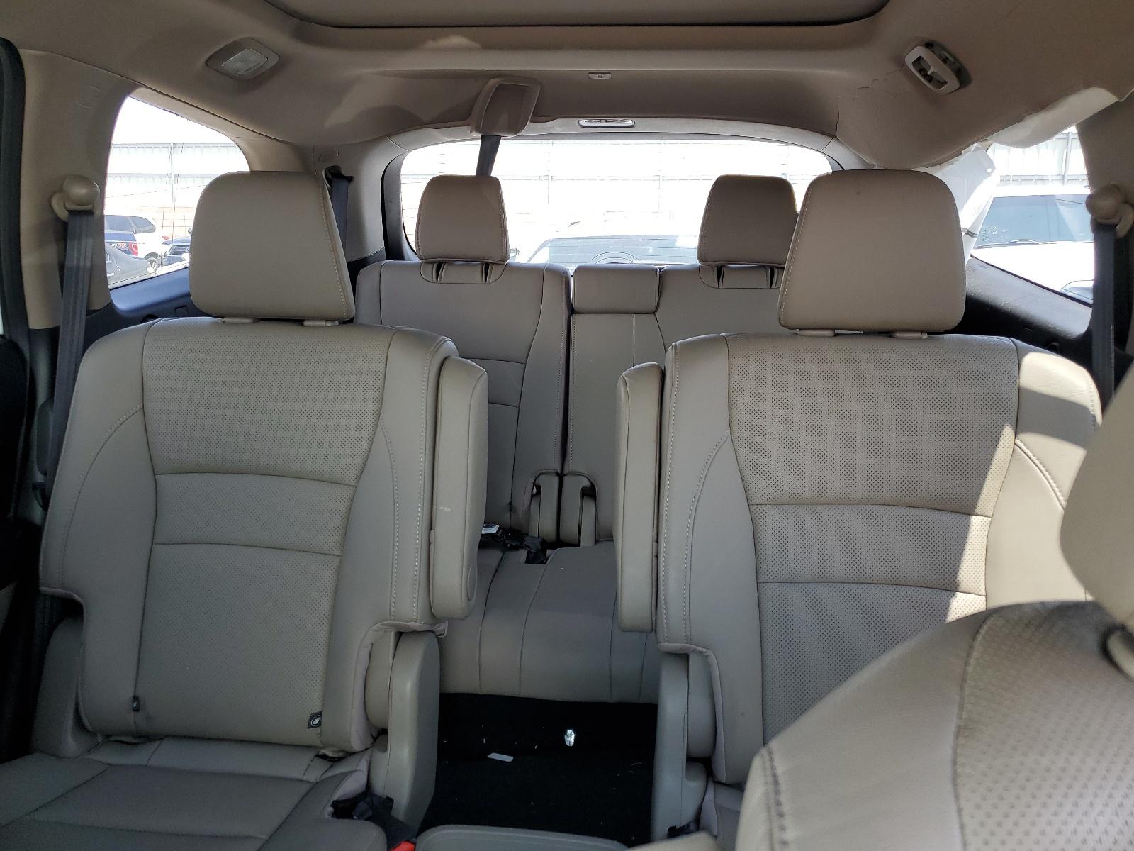2017 HONDA PILOT