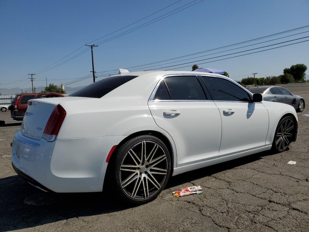 2015 CHRYSLER 300
