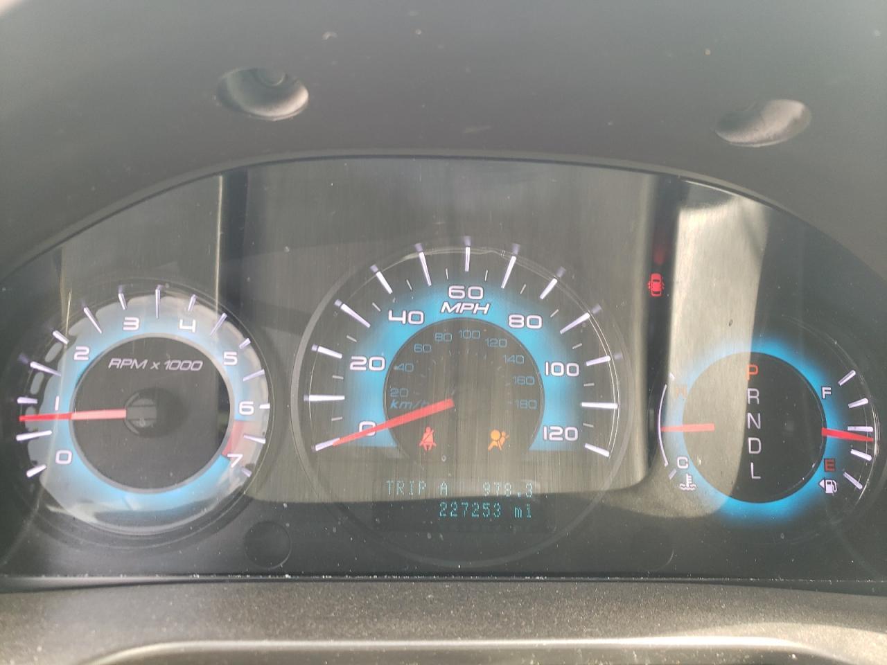 2010 FORD FUSION