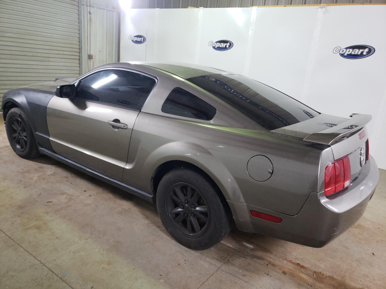 2005 FORD MUSTANG