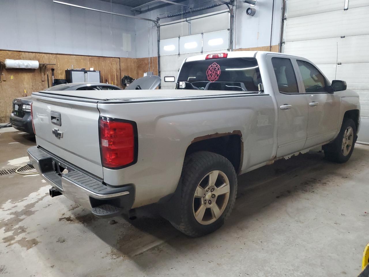2015 CHEVROLET Silverado