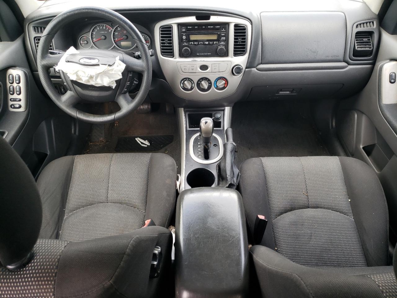 2005 MAZDA Tribute