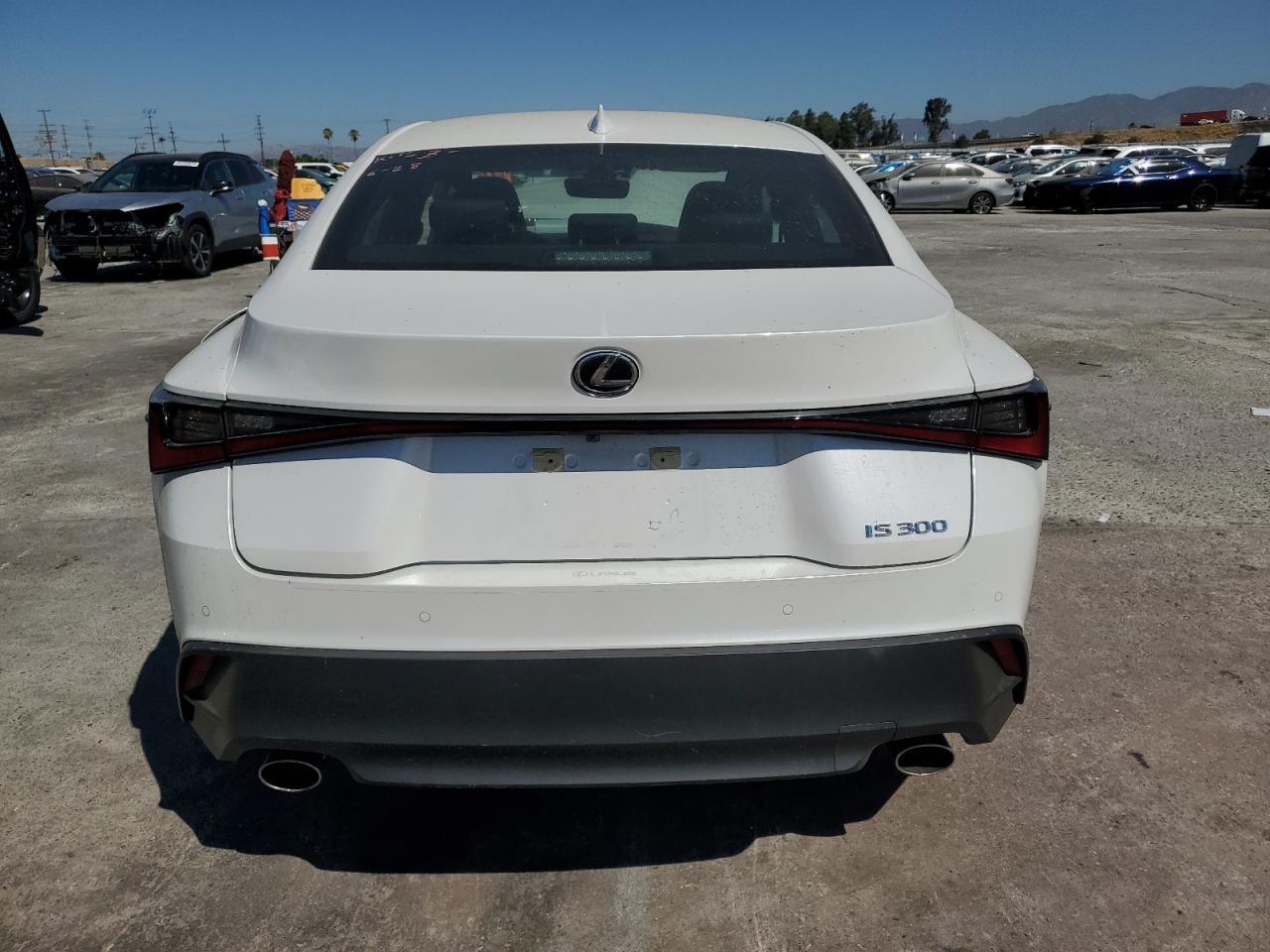 2023 LEXUS IS 300