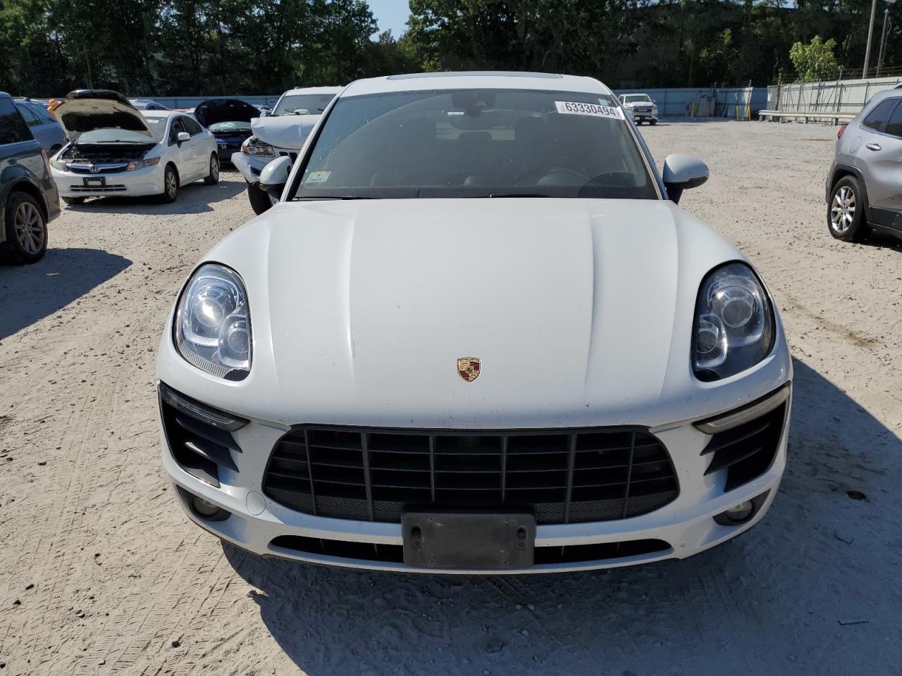 2017 PORSCHE Macan