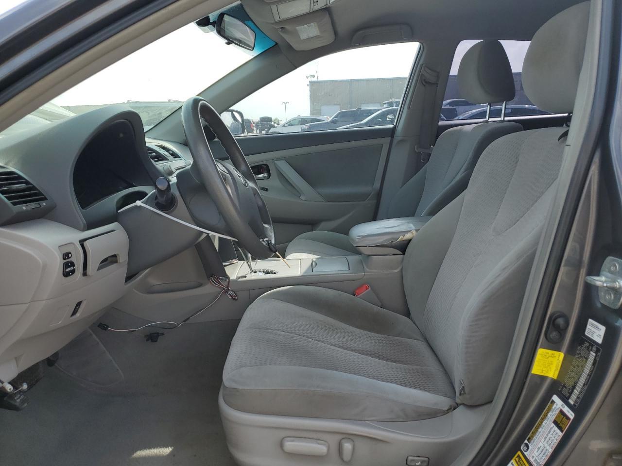 2011 TOYOTA CAMRY