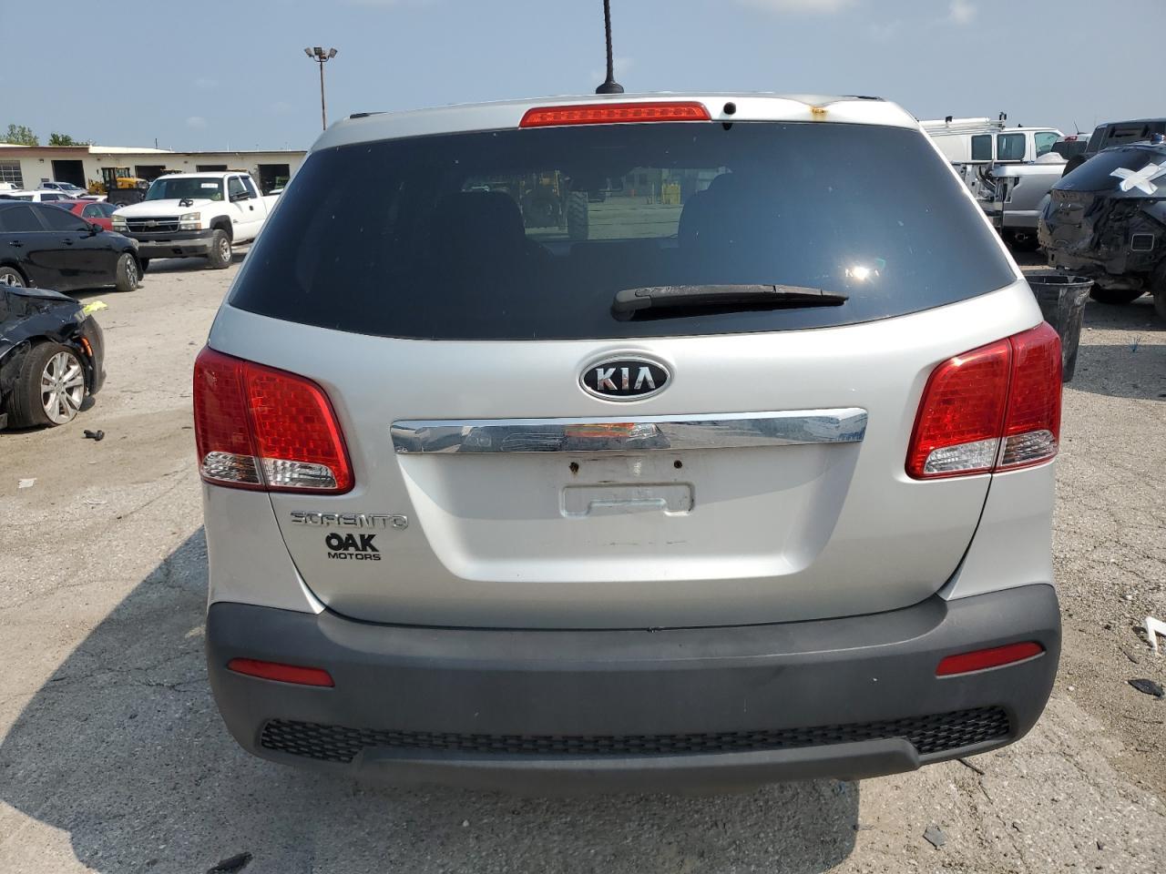 2011 KIA SORENTO