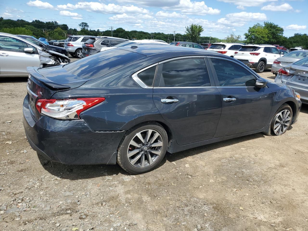 2017 NISSAN ALTIMA