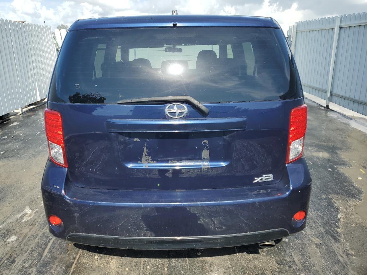 2013 TOYOTA SCION