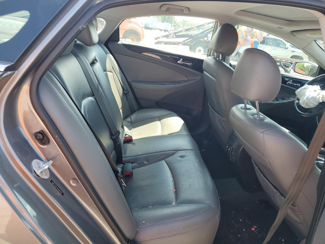 2013 HYUNDAI SONATA