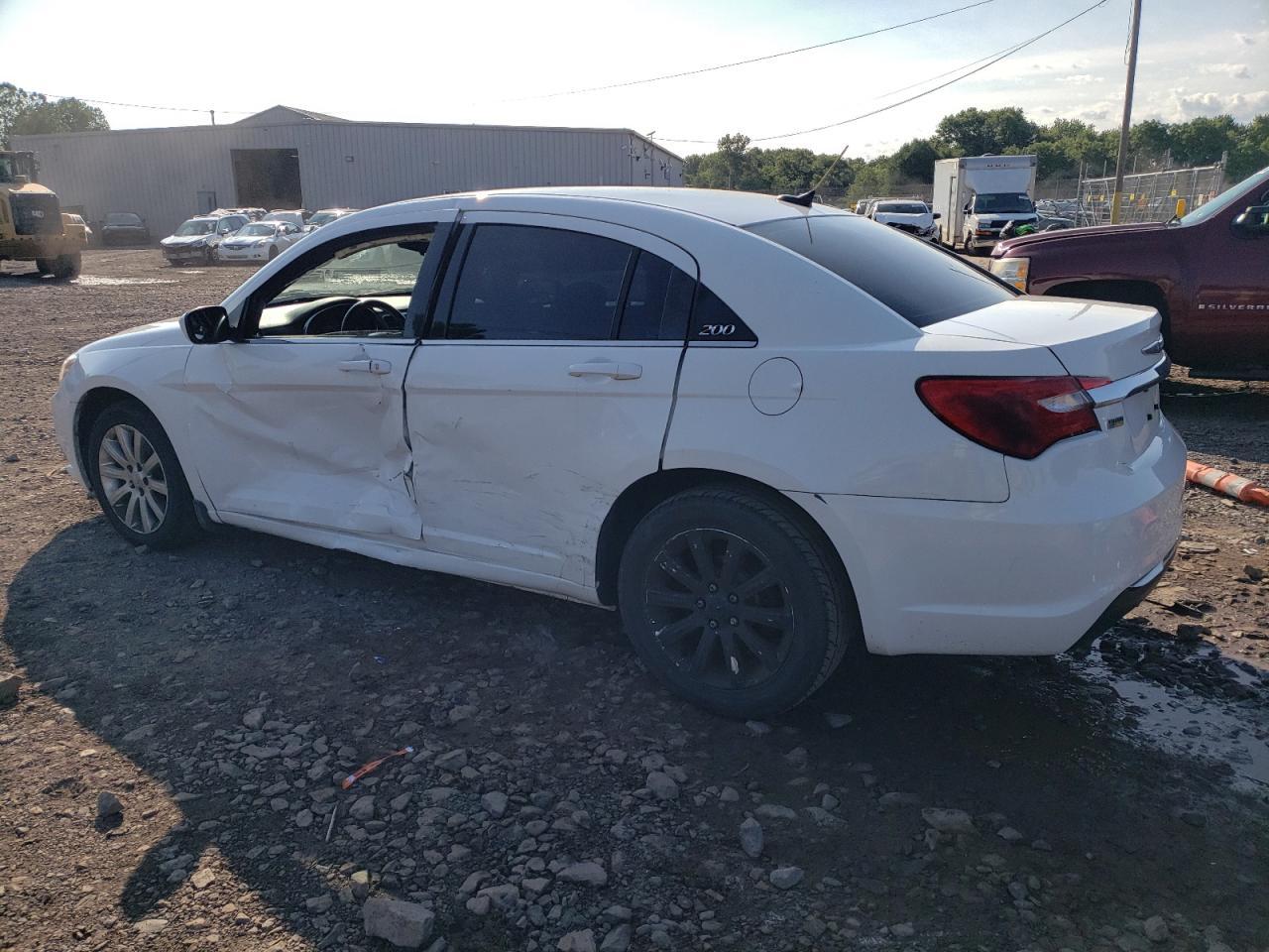 2014 CHRYSLER 200