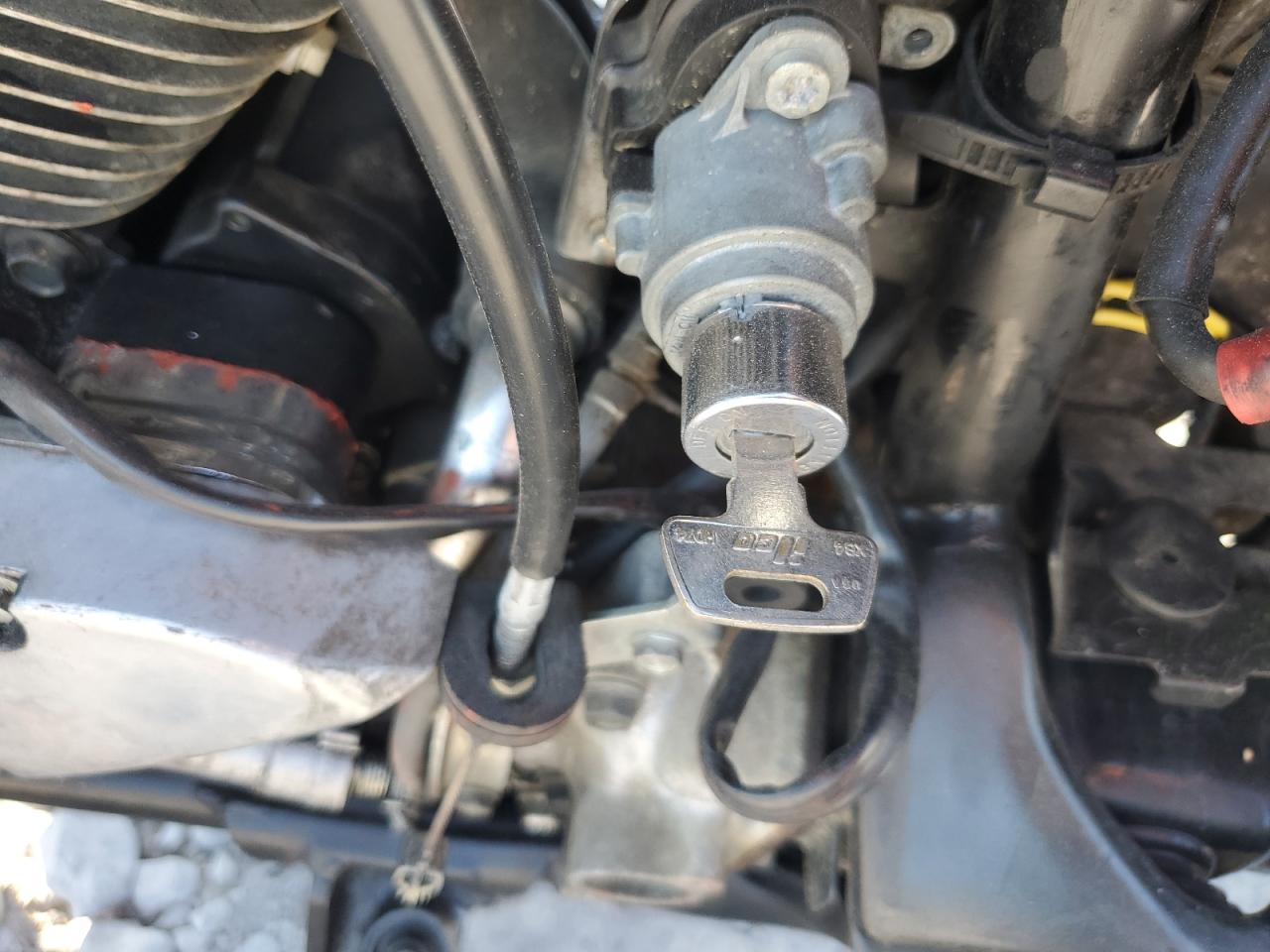 2002 HONDA Vt1100