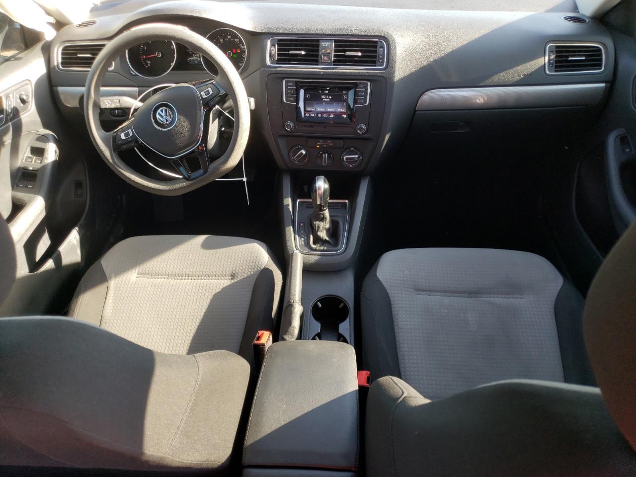 2017 VOLKSWAGEN JETTA
