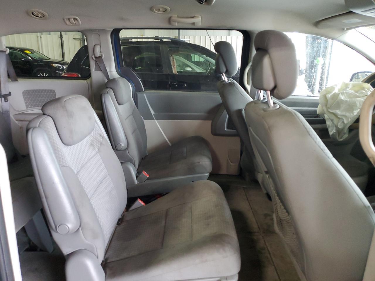 2010 DODGE CARAVAN