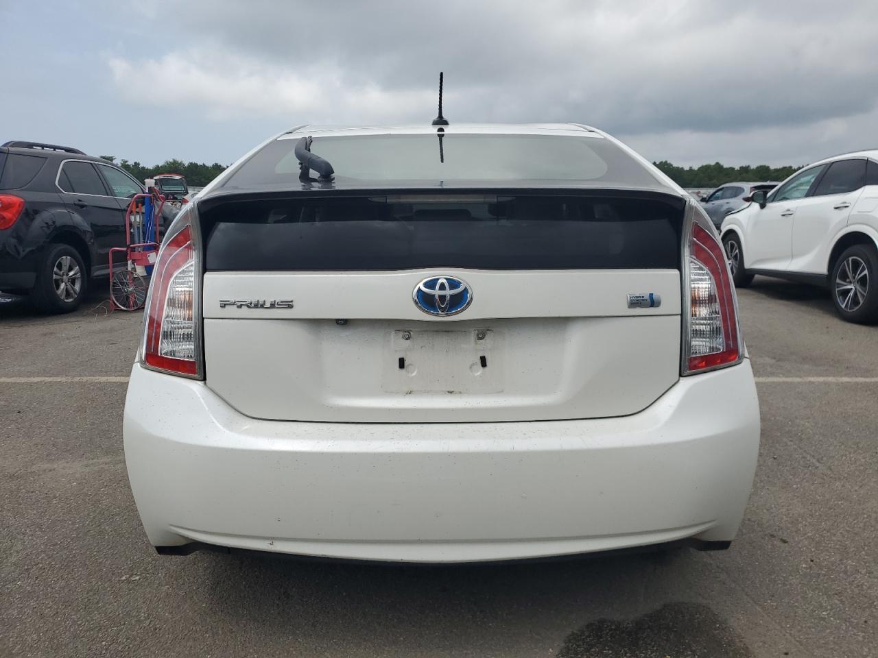 2013 TOYOTA PRIUS