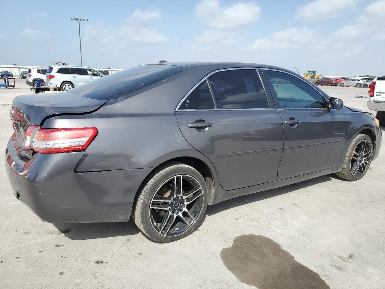 2011 TOYOTA CAMRY