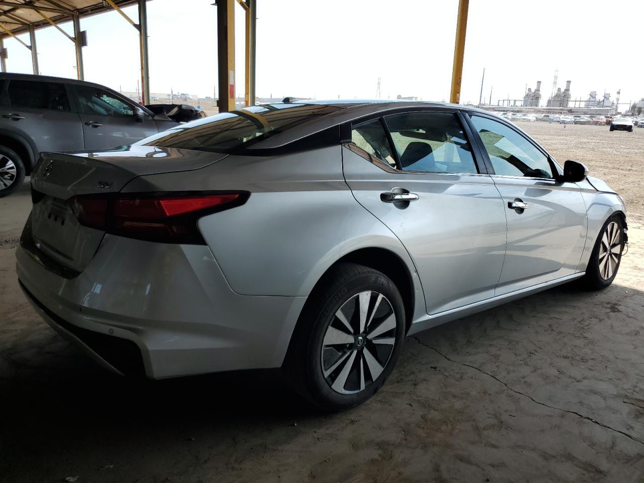 2021 NISSAN ALTIMA