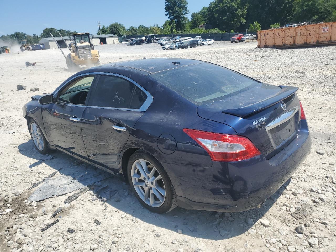 2011 NISSAN Maxima