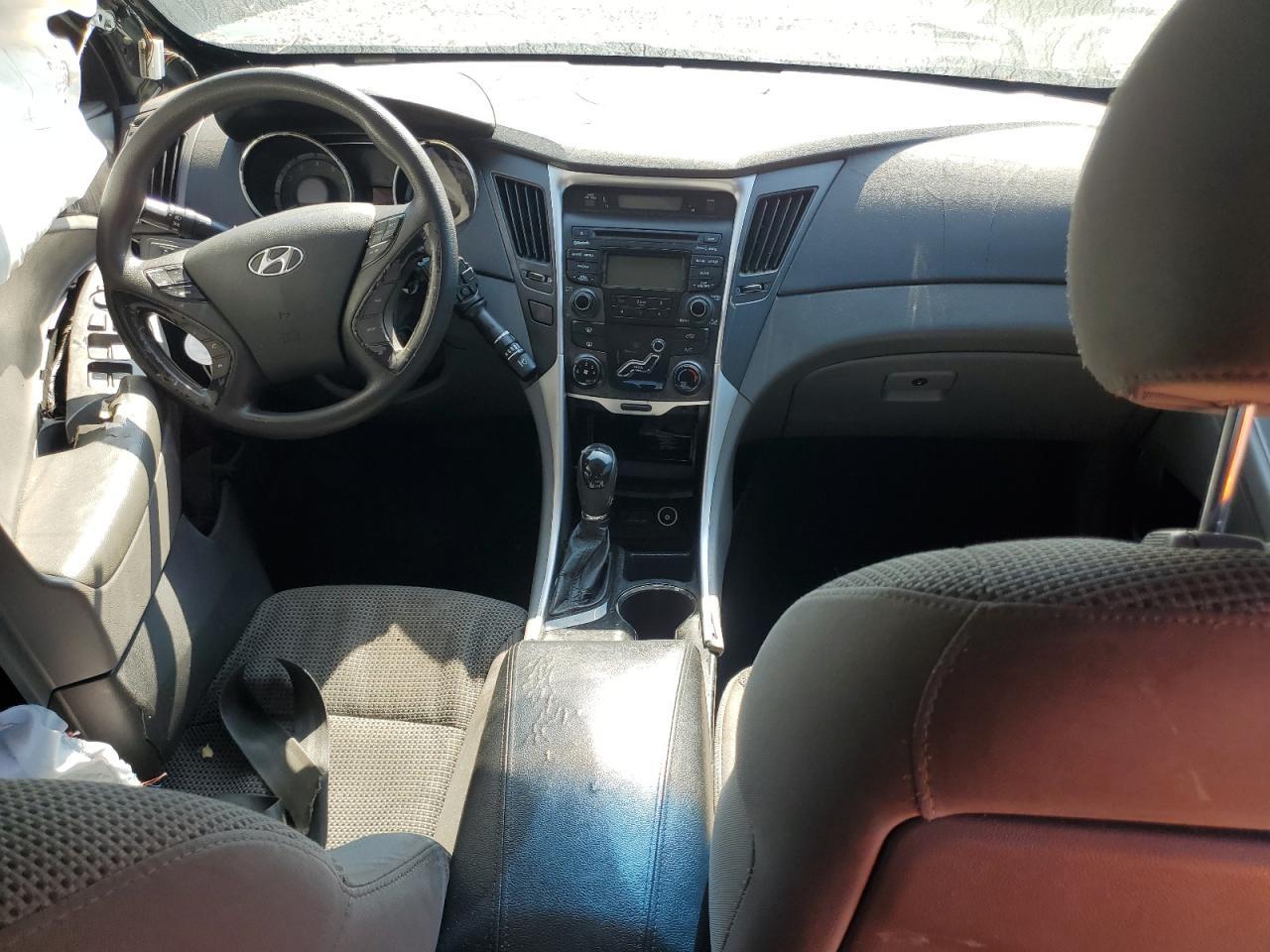2012 HYUNDAI SONATA