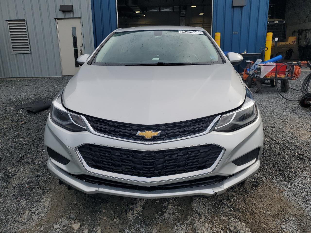 2017 CHEVROLET CRUZE
