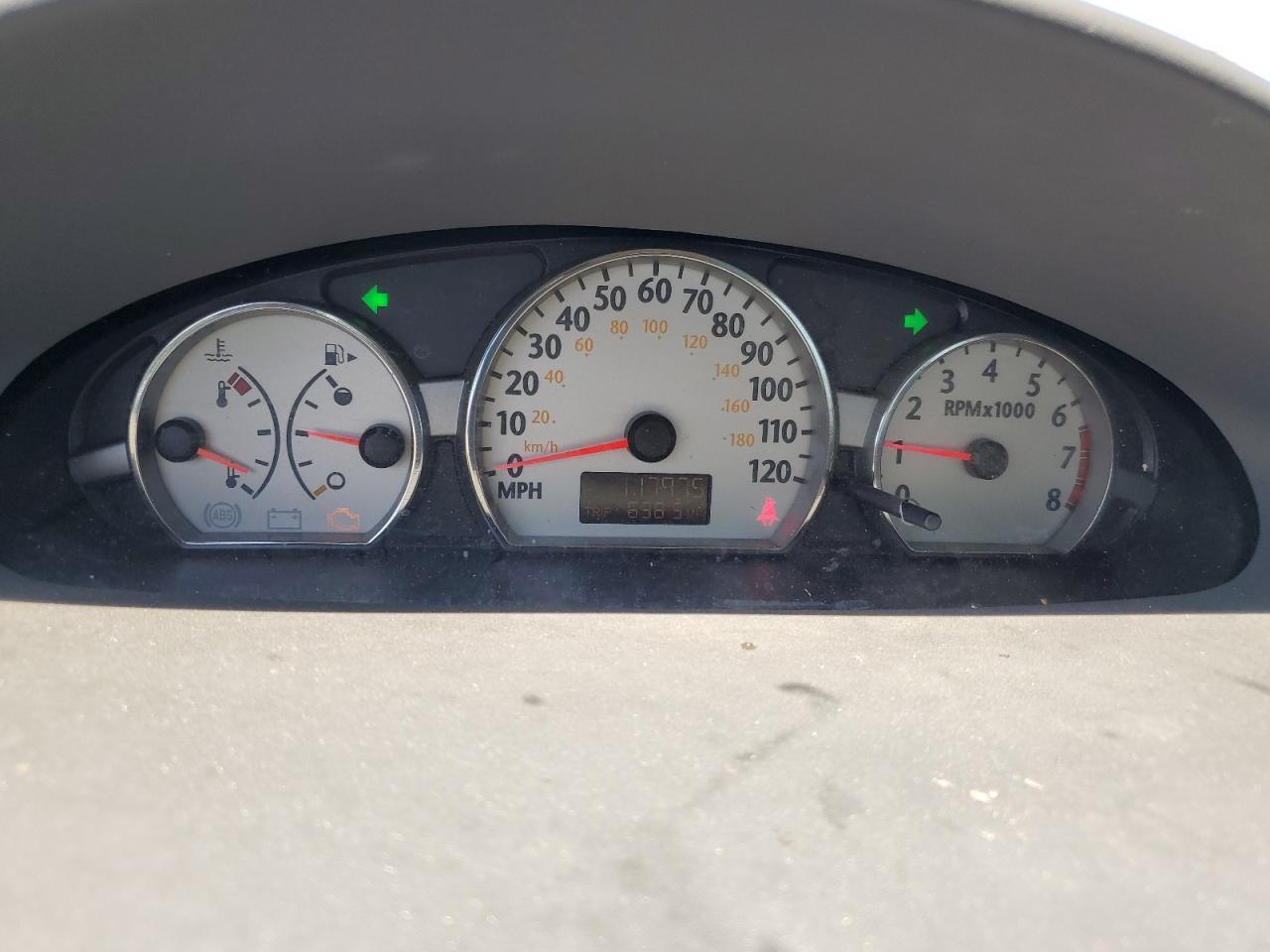 2005 SATURN Ion