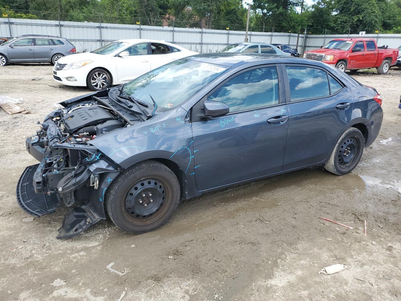 2015 TOYOTA COROLLA
