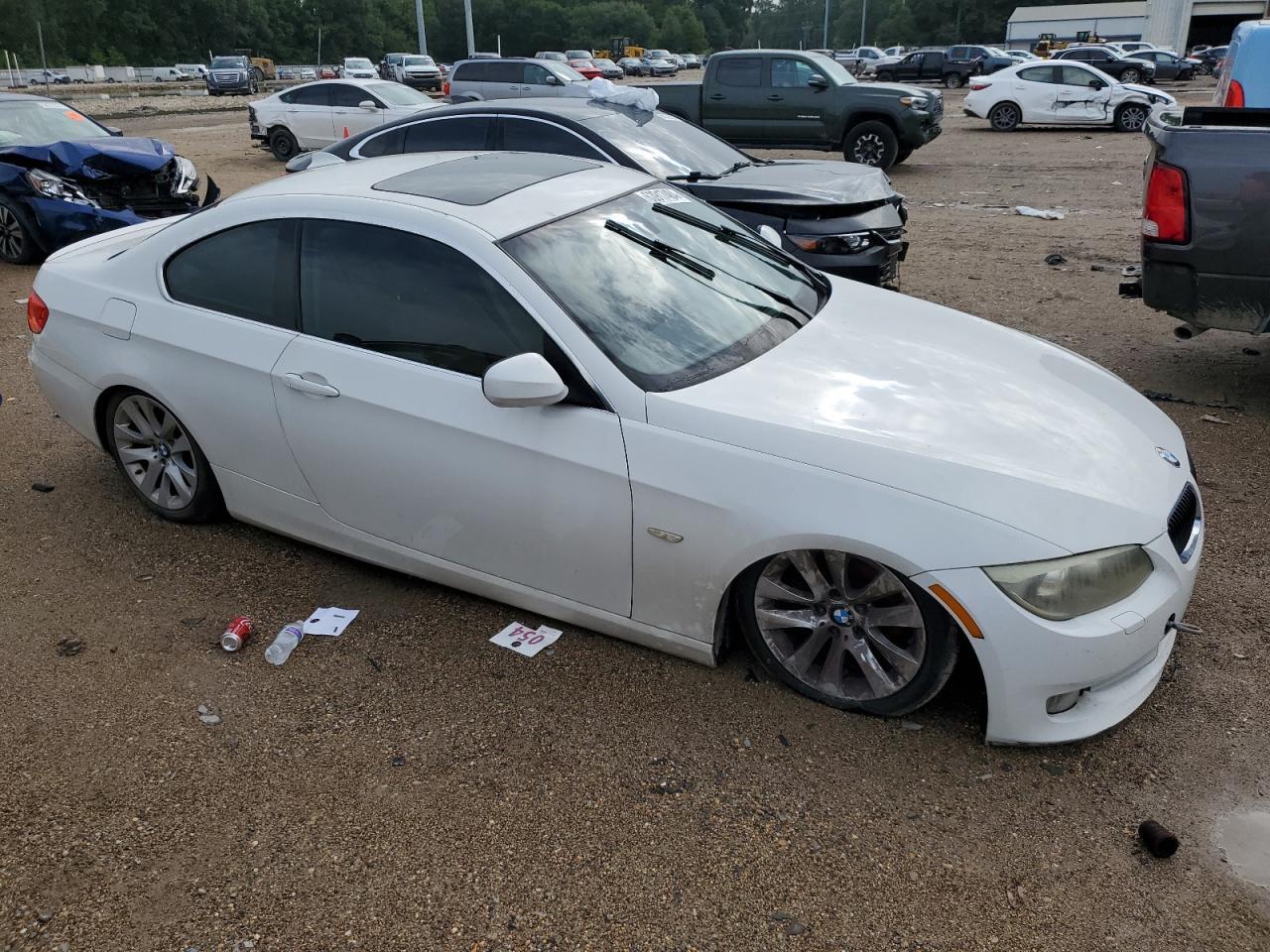 2011 BMW 3 SERIES