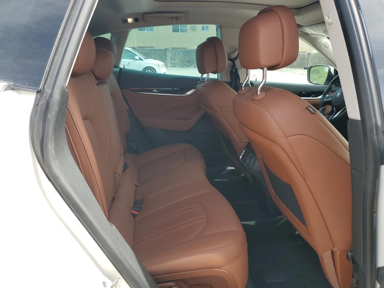 2022 MASERATI Levante