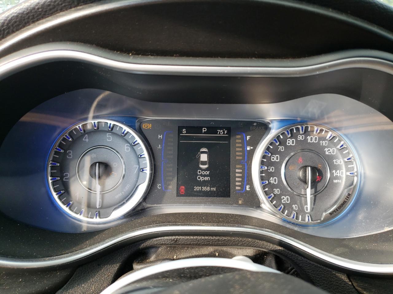 2015 CHRYSLER 200