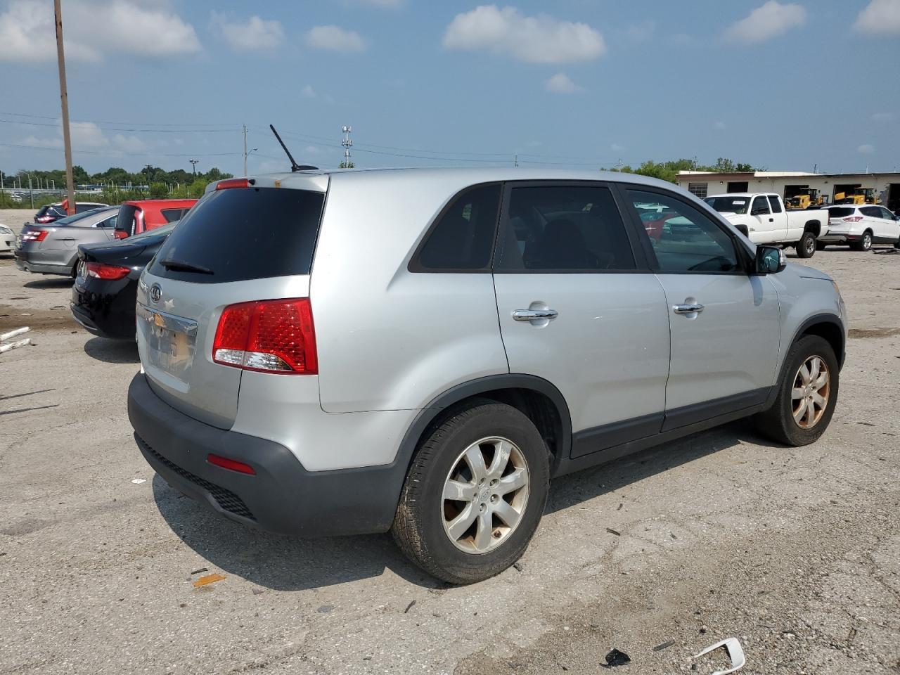 2011 KIA SORENTO