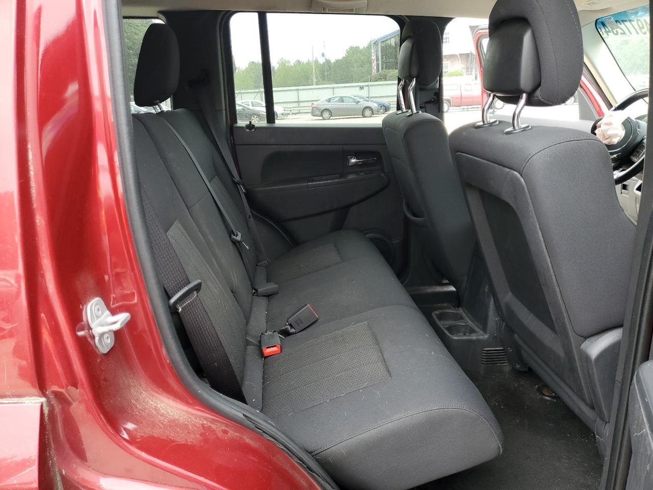 2012 JEEP Liberty