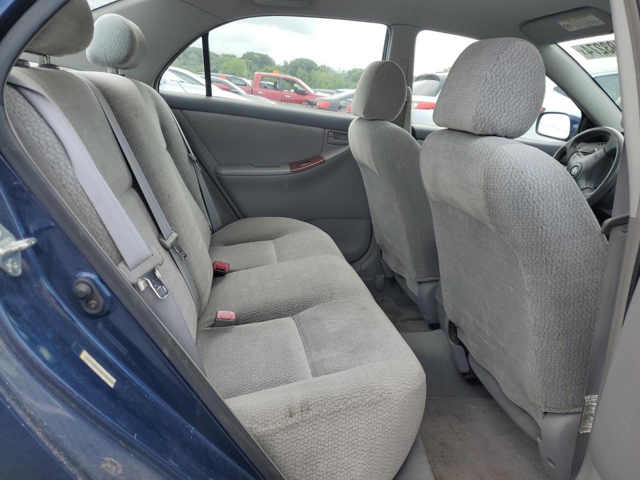2004 TOYOTA COROLLA