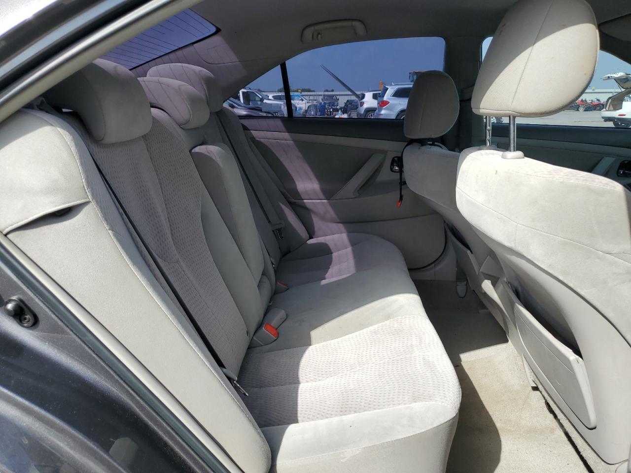 2011 TOYOTA CAMRY