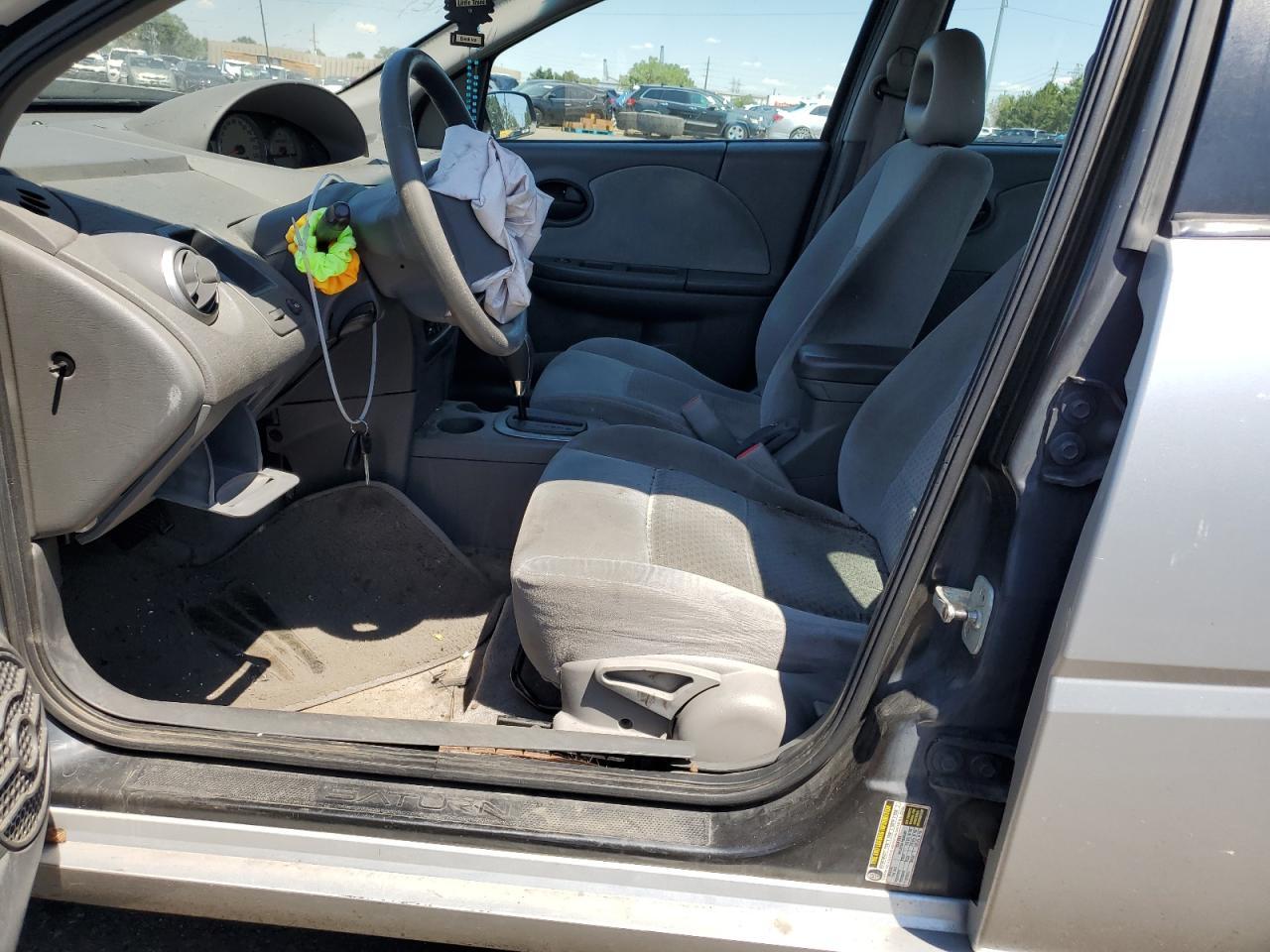 2005 SATURN Ion