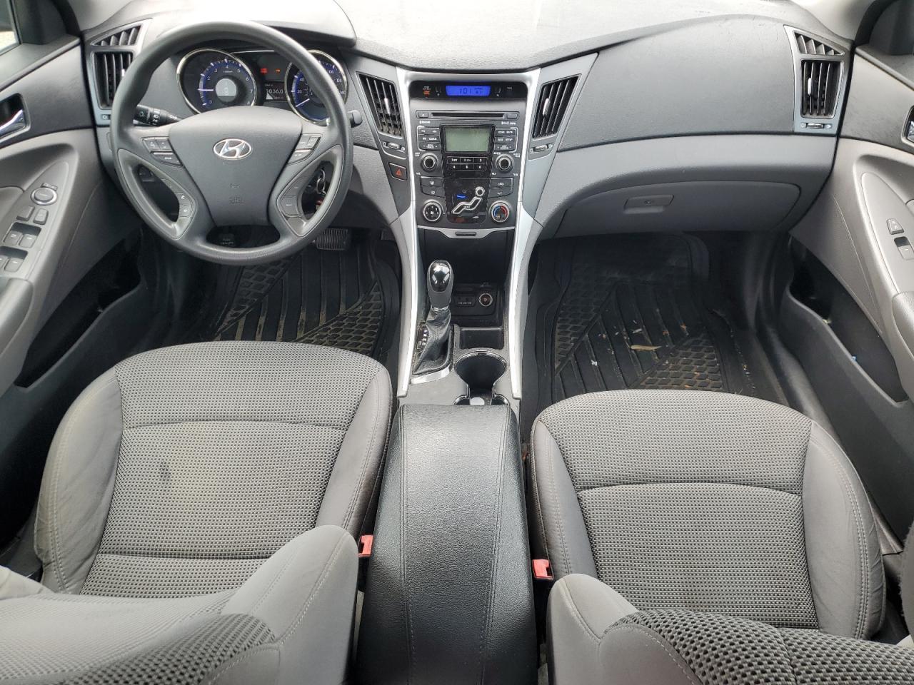 2011 HYUNDAI SONATA